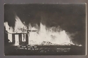 Burns OREGON RPPC 1913 FIRE Disaster BURNING LOCHEN HALL Flames NIGHT SHOT! WOW! - Picture 1 of 2