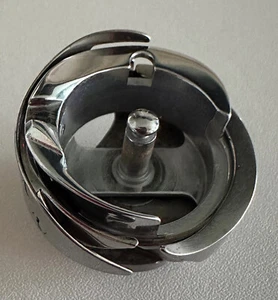 SINGER Rotary Hook No Serial Number - Picture 1 of 3