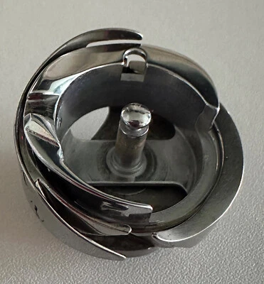 SINGER Rotary Hook No Serial Number - Image 1 of 3