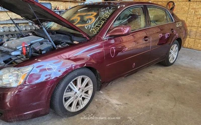 BRAZO DE CONTROL INFERIOR DERECHO DELANTERO TOYOTA AVALON 2005-2012 1708598 Foto 1 de 4