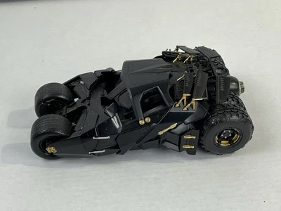 Hot Wheels Batman The Dark Knight Tumbler Batmobile 2000 1:18 V - Image 1 of 4