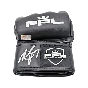 Michael Vick Autographed PFL Glove - Picture 1 of 2