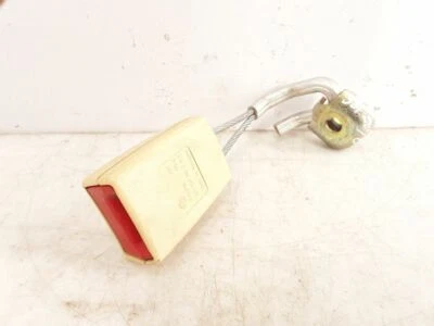 Volkswagen Phaeton 2006 LHD 3.2i  Rear right safety belt buckle 3D0857740E - Image 1 of 4