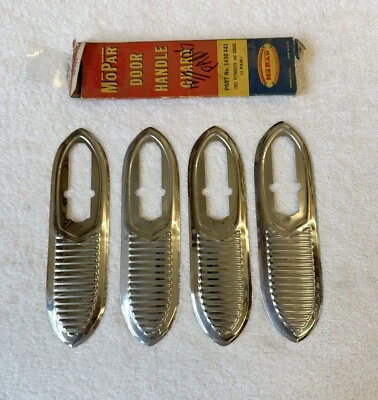 Juego de 4 protectores de manija de puerta Cranbrook Meadowbrook 1953 nuevo de stock MoPar Foto 1 de 4