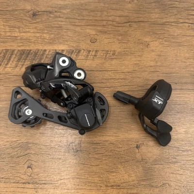 Shimano Deore XT Di2 Shifter and Rear Derailleur SW-M8050 RD-M8050 11 Speed NEW - Image 1 of 4