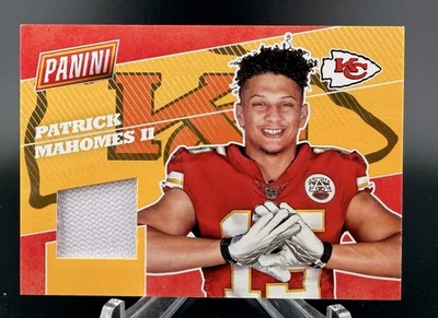 PATRICK MAHOMES II 2017 PANINI THE NATIONAL GLOVES PATCH ROOKIE PSA 9 Q4444 - Image 1 of 4