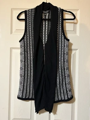 Foxcroft Womens Size M Zip Front Cardigan Sweater Vest Wool Blend Lagen Look EUC - Image 1 of 4