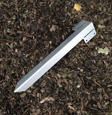 Adjustable Angle Timber Railway Sleeper Brackets Ground Stake Raised Bed Edging - Image 1 of 4