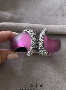100% Authentic Alexis Bittar Rouge Lucite, Crystal Capped Hinge Cuff Bracelet - Picture 1 of 12