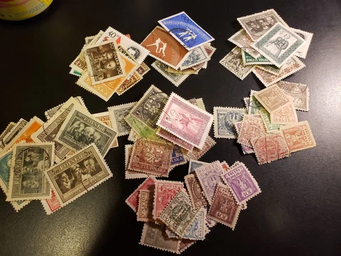 POLAND - POSTAGE STAMPS  170 STAMPS Cover