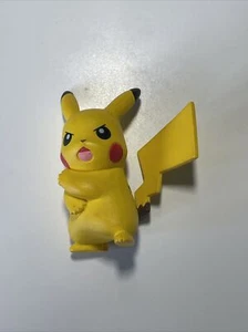 Pikachu TOMY Pokemon Action Toy Figure - 1.5 Inch Nintendo Fighting Pose - Picture 1 of 4