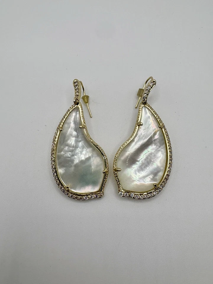 Pendientes colgantes Kendra Scott Tinley madreperla oro blanco diamantes de imitación formales Foto 1 de 4