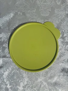 6.75” Tupperware Replacement Seal / Lid 2517 / 228 X Seal Brand New, Green - Picture 1 of 2
