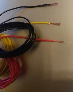 22 ga AWG Stranded Wire UL1007 Electronics Power 2m 6.5ft Red or Black - Picture 1 of 3