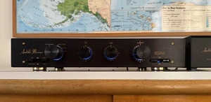 Preamplificador de tubo Audible Illusions L3A con control remoto y caja original, original $4295 - Imagen 1 de 21