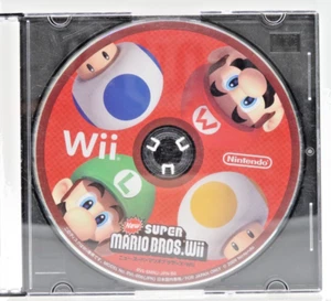 New Super Mario Bros. Wii (Wii, 2009) Japan Region RVL-006 JPN Disc Only - Picture 1 of 1