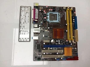 Placa madre ASUS P5QPL-AM Socket LGA775 DDR2 Micro ATX con protector de E/S - Imagen 1 de 5