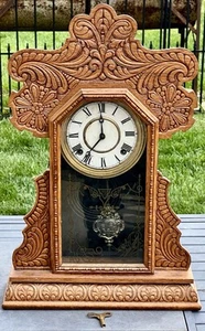 ANTIKE LEBKUCHENSTUBE 22" HOLZ MANTEL REGAL AUFZIEH UHR mit PENDEL & SCHLÜSSEL - Bild 1 von 10