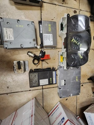 JAGUAR XK8 1999 2000 2001 2002 CLÚSTER ECM TCM LLAVE DE ENCENDIDO 82 K Foto 1 de 4