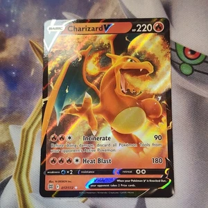 Charizard V 017/172 Swsh09: Brilliant Stars Holo - Picture 1 of 2