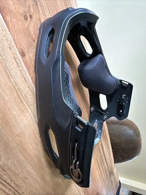 Barra de barbilla Bell super 3R, usada pero aún en buen estado. Foto 1 de 4