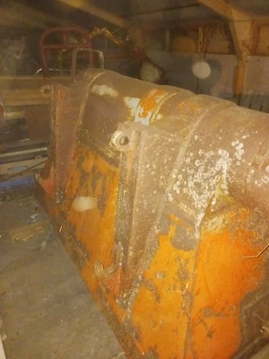Beet Auger Bucket - Image 1 of 4
