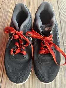 Nike Mens Running Shoes Black/White Red Laces Size 10 US Revolution 3 - Picture 1 of 9