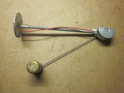 International Harvester Fuel Tank Sending Unit NOS #159900-R91 - Image 1 of 4