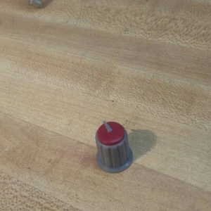 Yamaha EMX 212s master volume mixer knob - Picture 1 of 2