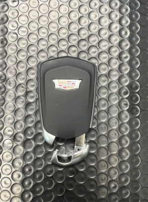 2015-2020 CADILLAC ESCALADE KEYLESS REMOTE FOB 13580812 / HYQ2AB - Image 1 of 2