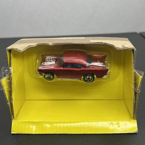 Hot Wheels '57 Chevy Red KB Toys Deluxe Highway Exclusive 1998 - Foto 1 di 9