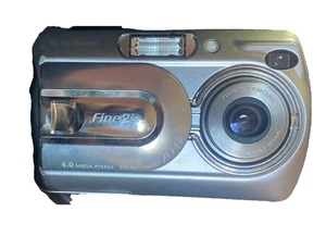 Fujifilm - Fotocamera digitale FinePix | A340, 4,0 MP | Scheda SD argento - Foto 1 di 7