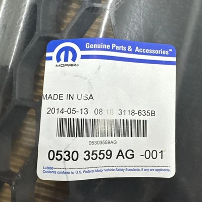 Mopar 0530 3559 AG parrilla negra 2003-05 Dodge Neon nuevo de lote (todavía en embalaje) Foto 1 de 4