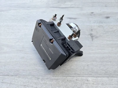 1997 1998 1999 JAGUAR XK8 XJ8 VANDEN PLAS BRAKE ABS MODULE LNC2210BD MNC5920BB - Image 1 of 4
