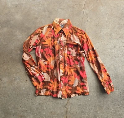 Vintage 70s Hunters Gear Fall Autumn Leaves Novelty Print Top Button Up M  - Image 1 of 4