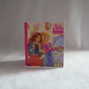 NUOVO 2020 Barbie Sorella Chelsea Principessa Letto Bambola Mini "Story Book" Accessorio - Foto 1 di 3