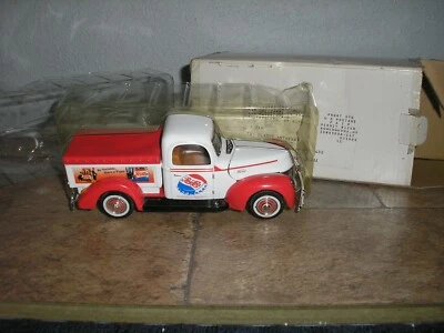 Изящное Золотое Колесо 1/25 Pepsi 1940 Ford Пикап Доставка Грузовик БЕСПЛАТНАЯ ДОСТАВКА - Изображение 1 из 4