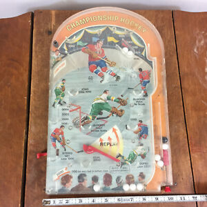 Vintage Antique Table Top Ice Hockey Pin Ball MARX Toy Game Sport Arcade Metal 