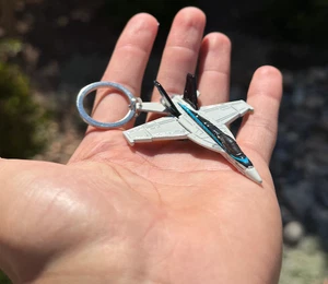 Top Gun Maverick FA18E Super Hornet Keychain Fighter Jet Plane Keyring Gift F18 - Bild 1 von 6
