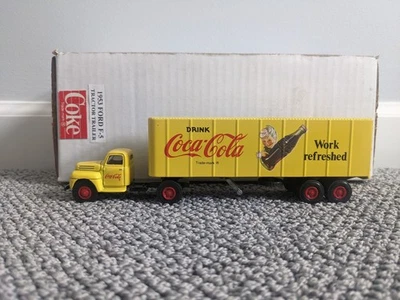 Remolque tractor Hartoy Ford F-7 Coca Cola entrega escala 1:64 1991 Foto 1 de 4