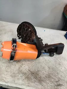 1 Insta-Chain Automatic Tire Chains - Picture 1 of 16