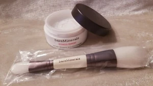 bareMinerals REDNESS REMEDY polvere 5 g 0,17 OZ nuovo sigillato pennello impacco lenitivo - Foto 1 di 5