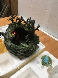 Hawthorne Halloween Village CREATURE FROM THE BLACK LAGOON w/ Figure READ - Picture 1 of 11