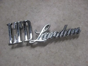 Ford LTD 1976 76 emblema Landau D6AB-16B114-A - Imagen 1 de 3