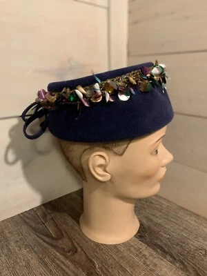 De Colección Rose Of NY G Howard Hodge Azul Marino Terciopelo Pastillero Tapa Original Adornada Foto 1 de 4