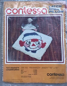 Vintage RAGGEDY ANDY LATCH HOOK PRINTED CANVAS Pillow Wall Contessa New Sealed - Picture 1 of 2
