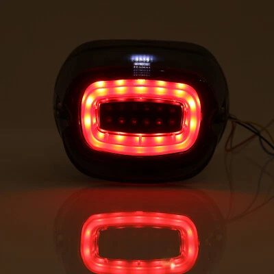 Luz trasera LED freno de humo con señales de giro para Harley Dyna Softail Touring Glide Foto 1 de 4