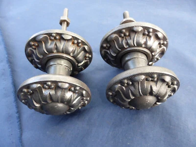 2 poignées rosaces rondes ancienne fonte BF 70 porte d'entrée Fixe & carré de 6 - Photo 1/4