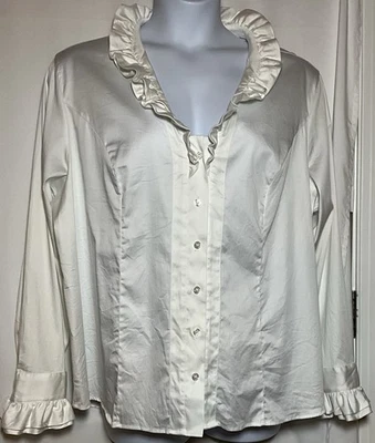 Blusa Soft Surroundings Blanca Volantes Cuello Abotonada Talla 2X Algodón/Spandex Usada en Excelente Condición Foto 1 de 4