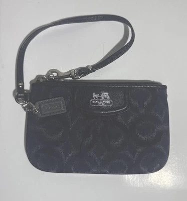 蔻驰腕带袋带信用卡夹 状况完好 日本制造 — 第 1/4 张图片